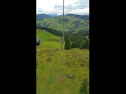 A walk from Ortisei/Sankt Ulrich in the Val Gardena/Grödnertal up to and around the Alpi di Suisi/Se