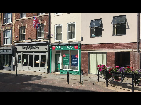 Gloucester street and Cathedral