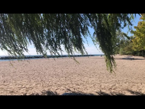 Lake Ontario... or the Med?